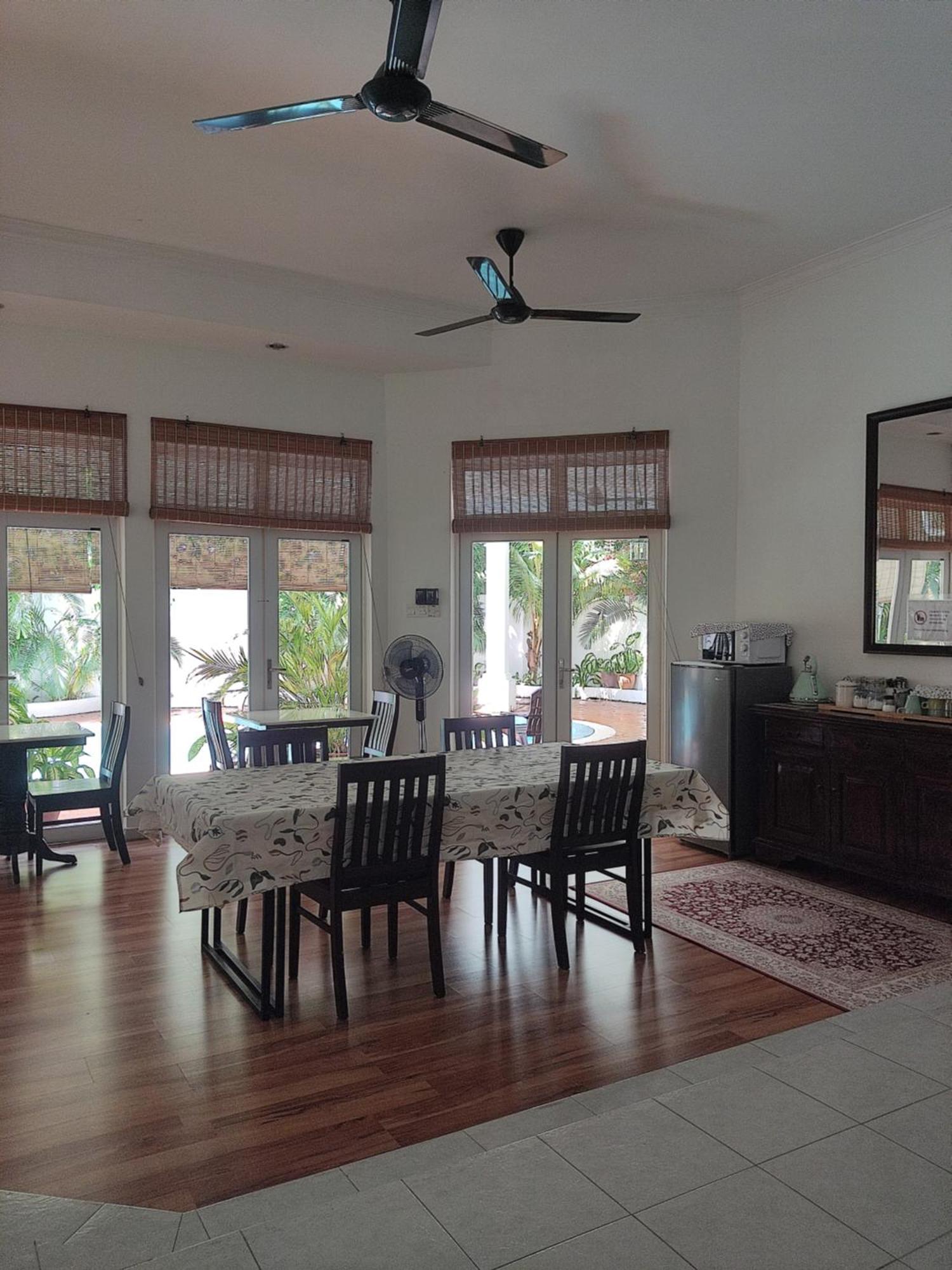 Rumah Putih Near Klia Bed & Breakfast Sepang