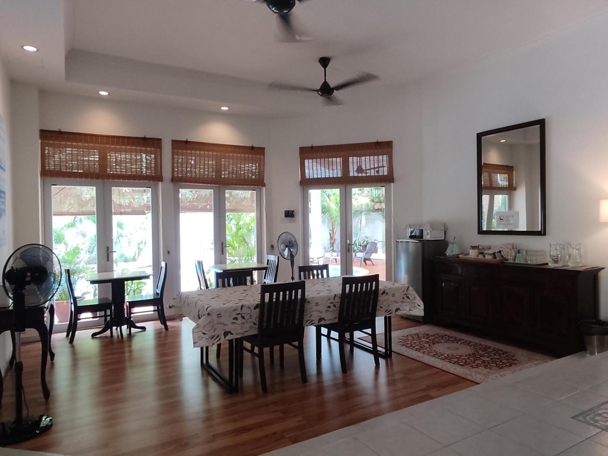 Rumah Putih Near Klia Bed & Breakfast
