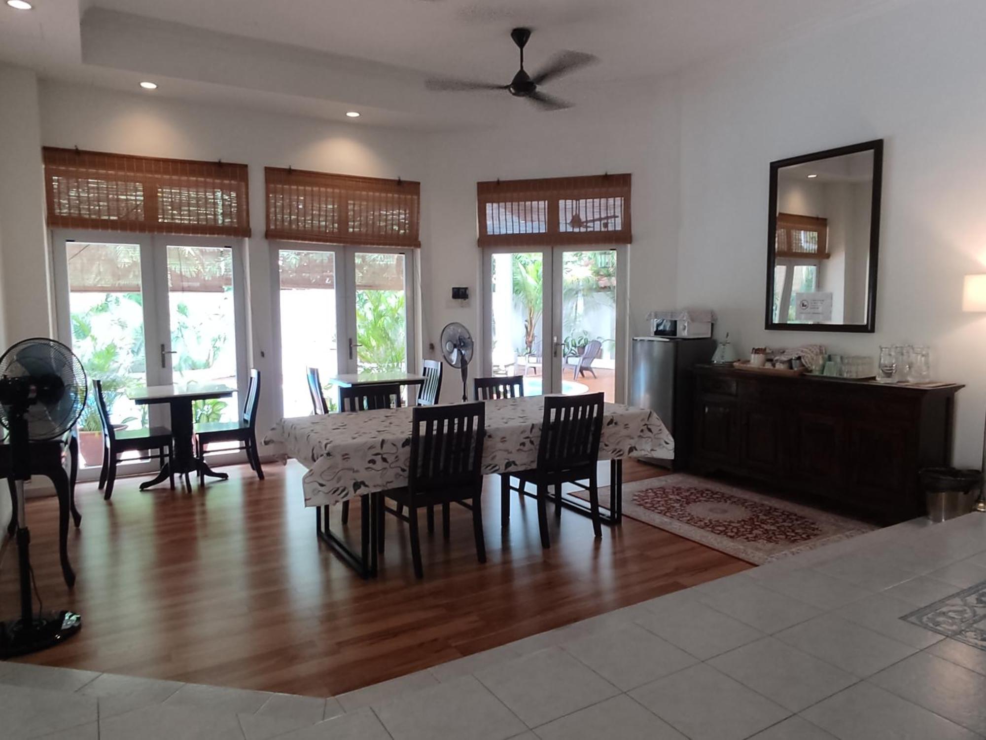 Rumah Putih Near Klia 3*