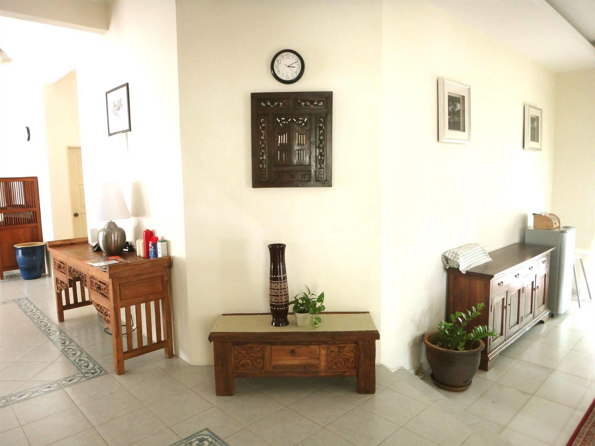 Rumah Putih Near Klia&xiamen 3* Sepang